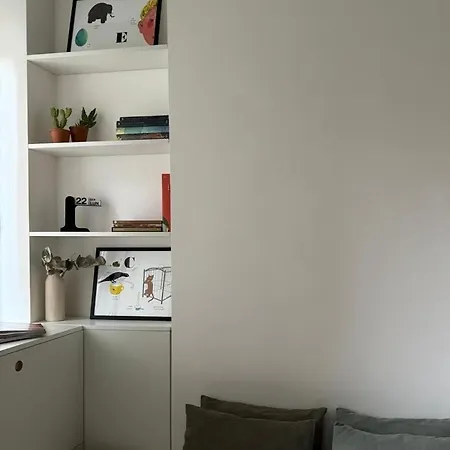 Apartament Homey Navigli Mediolan